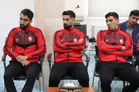 تصاویر/ نشست  نماینده ولی فقیه در آذربایجان غربی با جمعی از ورزشکاران