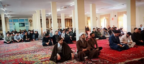 تصاویر / درس اخلاق در مدرسه علمیه حضرت ولیعصر(عج) تبریز