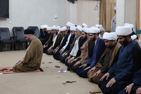 جلسه درس اخلاق آیت الله موسوی جزایری