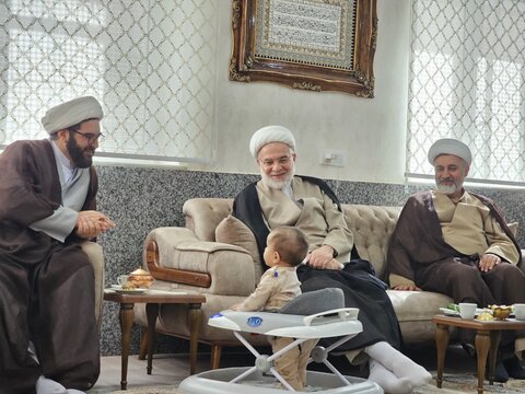 تصاویر/ دیدار نماینده ولی‌فقیه در استان کردستان با امام جمعه شهرستان قروه