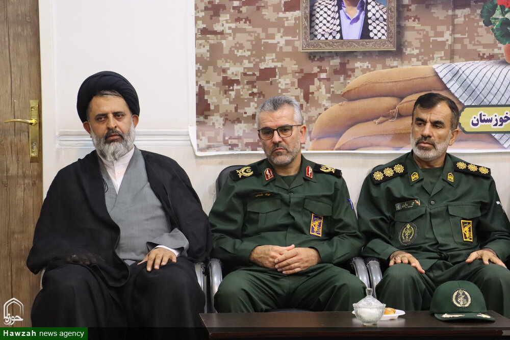 دیدار تیپ زرهی حضرت حجت(عج) با نماینده ولی فقیه در خوزستان