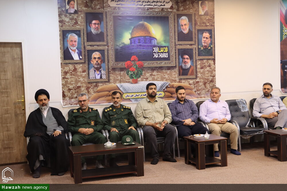 دیدار تیپ زرهی حضرت حجت(عج) با نماینده ولی فقیه در خوزستان