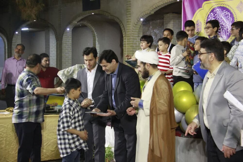 اختتامیه طرح فرهنگی خانوادگی «هَل اتیٰ» در کاشان برگزار شد+ تصاویر