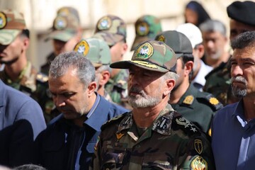 شهید آزموده پس از جنگ نیز با غیرت خود پرچم ایران را در جهان به اهتزاز درآورد