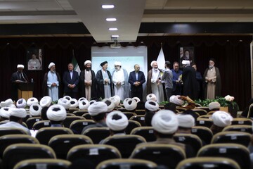 تصاویر/ همایش تجلیل از نخبگان و برترین‌های حوزه‌های علمیه استان خراسان جنوبی