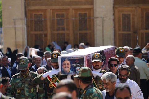 تصاویر| تشییع مراسم جانباز شهید قهرمان سه دوره پارالمیک