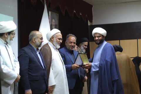 همایش تجلیل از نخبگان و برترین‌های حوزه‌های علمیه استان خراسان جنوبی