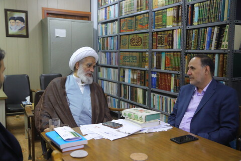 تصاویر / دیدار نایب رئیس هیئت مدیره مخابرات ایران با آیت الله کعبی