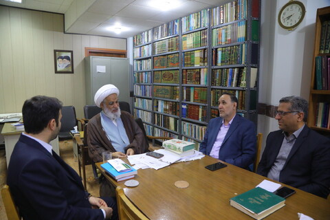 تصاویر / دیدار نایب رئیس هیئت مدیره مخابرات ایران با آیت الله کعبی