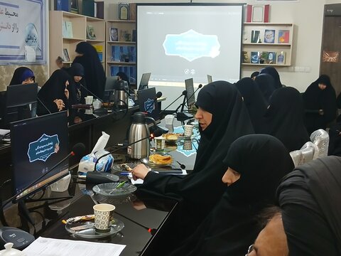 گسترش پژوهش‌ها با موضوع سیره اهل بیت(ع) در حوزه علمیه خراسان