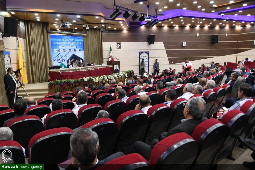 تصاویر/ دیدار دست اندرکاران حج  با امام جمعه اصفهان