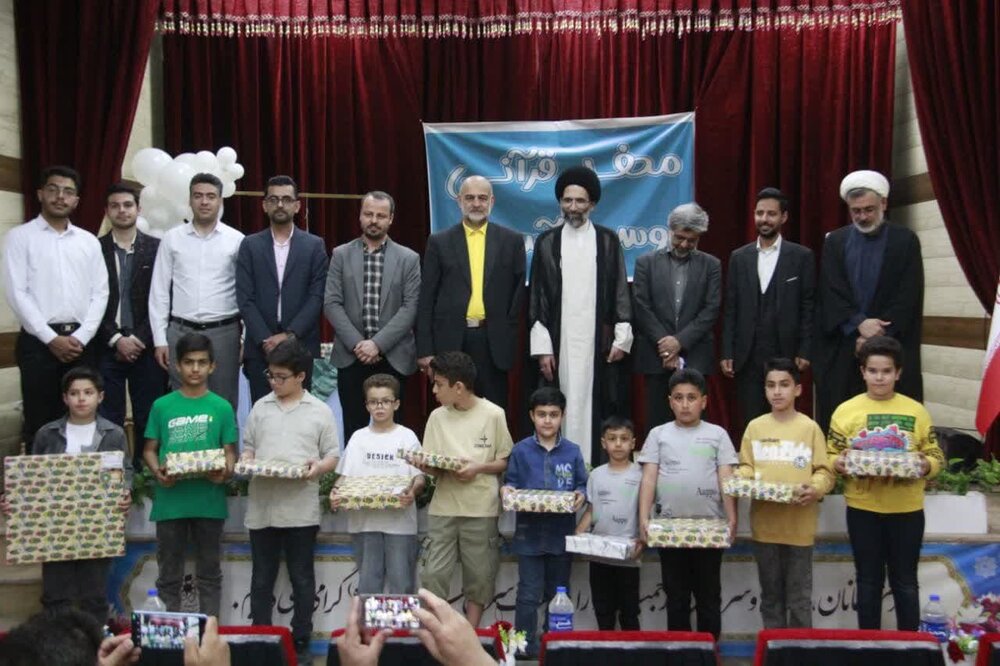 پرورش استعداد دینی فرزندان یکی از وظایف والدین است+ تصاویر