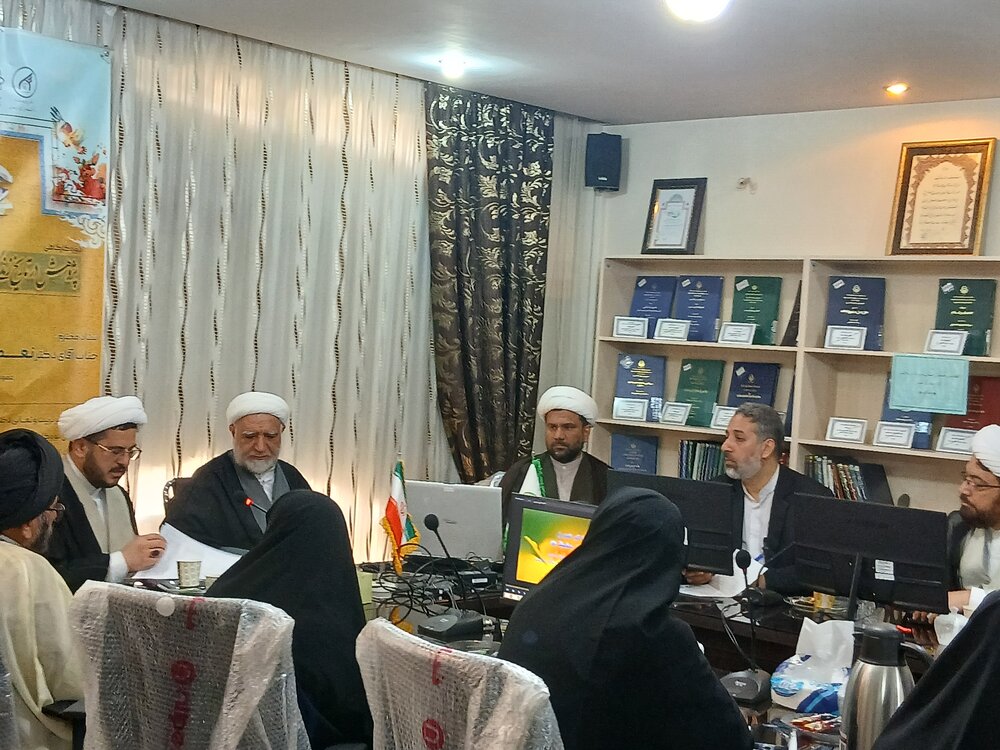 حجت الاسلام مهدی رضایی معاون علمی حوزه علمیه خراسان