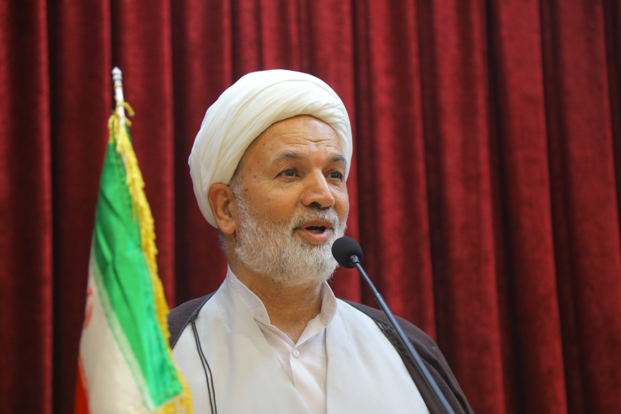 تدبیر مقام معظم رهبری در برخورد با نامه ترامپ کاملاً حکیمانه و از موضع قدرت بود