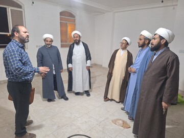 تصاویر/ بازدید مسئولان معاونت‌های پژوهش، منابع انسانی، امور مالی و دفتر فنی از مدرسه علمیه مهدیه پارسیان