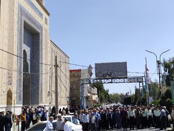 تصاویر/ اقامه نماز جمعه بم