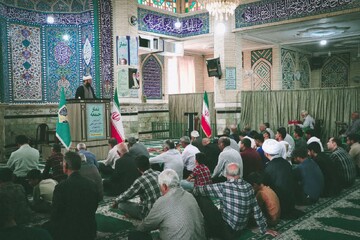 تصاویر/ اقامه نماز جمعه زیدآباد