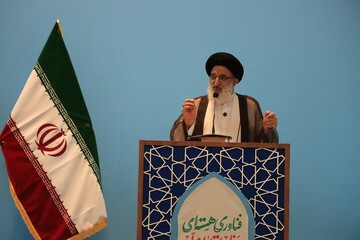 تمرکز دشمن بر از بین بردن اعتماد مردم است