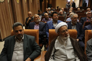 تصاویر / همایش علمی دنیا و آخرت در نهج‌البلاغه در اصفهان