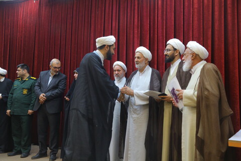 تصاویر / مراسم اختتامیه عصر های قرانی در قم