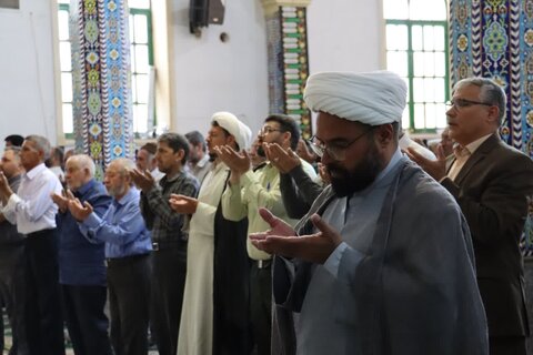 تصاویر/ اقامه نماز جمعه ماهان