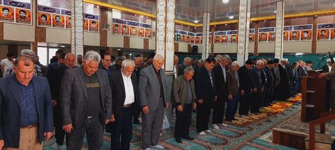 تصاویر/ اقامه نماز جمعه کشاورز