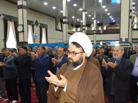 تصاویر/ آیین عبادی سیاسی نماز جمعه چهاربرج