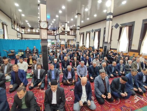 تصاویر/ آیین عبادی سیاسی نماز جمعه چهاربرج