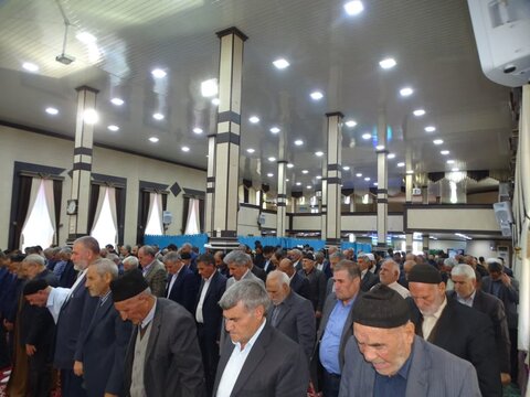 تصاویر/ آیین عبادی سیاسی نماز جمعه چهاربرج