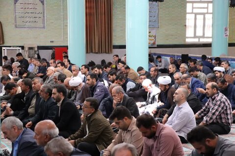 تصاویر/اقامه نماز جمعه شهر تکاب
