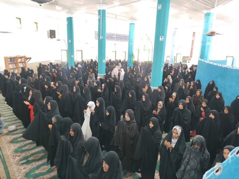 تصاویر/ اقامه نماز جمعه ریگان