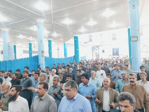 تصاویر/ اقامه نماز جمعه ریگان