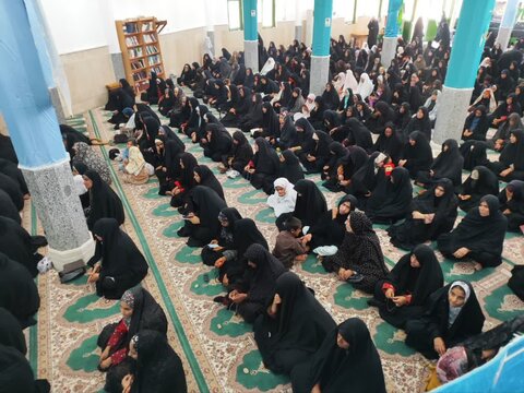 تصاویر/ اقامه نماز جمعه ریگان