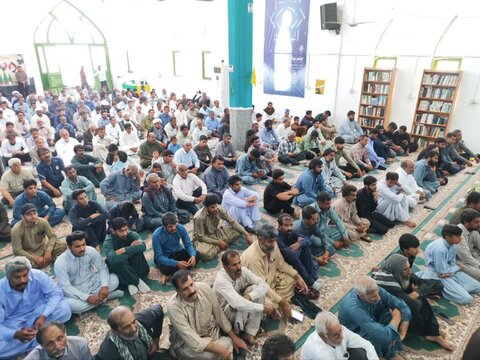 تصاویر/ اقامه نماز جمعه ریگان