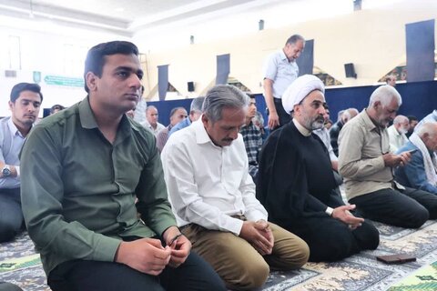 تصاویر/ اقامه نماز جمعه اندوهجرد