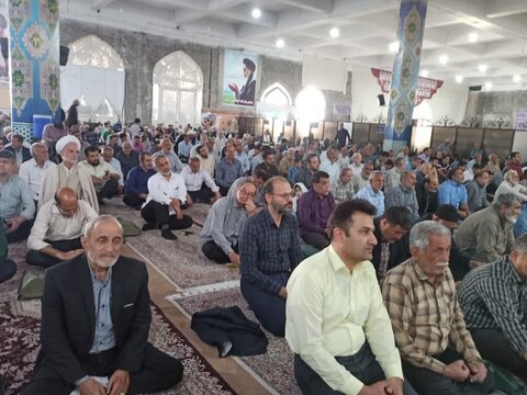 تصاویر/ نمازعبادی سیاسی جمعه کاشان