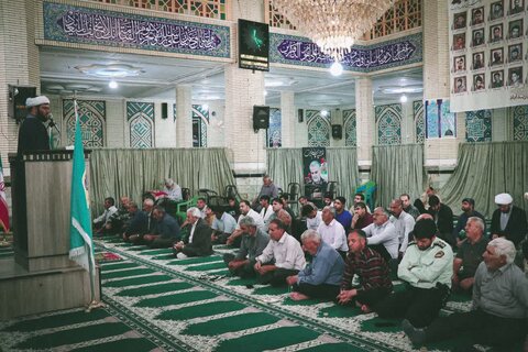 تصاویر/ اقامه نماز جمعه زیدآباد