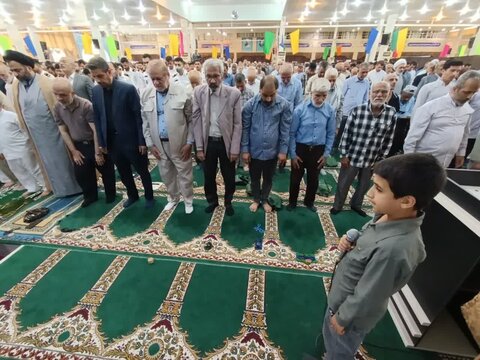 نمازجمعه بوشهر به روایت تصویر