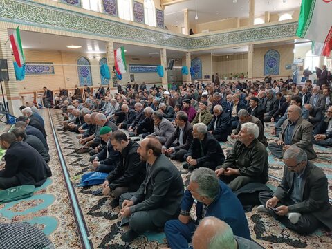 تصاویر/ اقامه نماز جمعه شهرستان بیجار