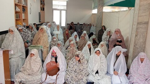 تصاویر/ اقامه نماز جمعه هادیشهر