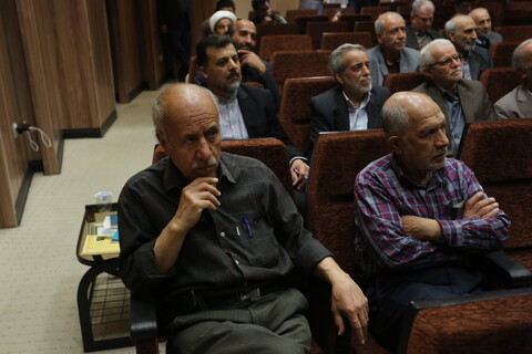 تصاویر / همایش علمی دنیا و آخرت در نهج‌البلاغه در اصفهان