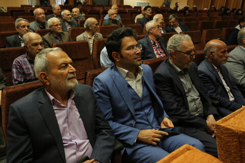 تصاویر / همایش علمی دنیا و آخرت در نهج‌البلاغه در اصفهان