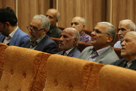 تصاویر / همایش علمی دنیا و آخرت در نهج‌البلاغه در اصفهان