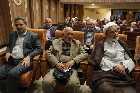 تصاویر / همایش علمی دنیا و آخرت در نهج‌البلاغه در اصفهان