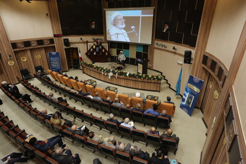 تصاویر / همایش علمی دنیا و آخرت در نهج‌البلاغه در اصفهان