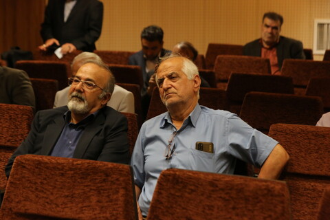 تصاویر / همایش علمی دنیا و آخرت در نهج‌البلاغه در اصفهان