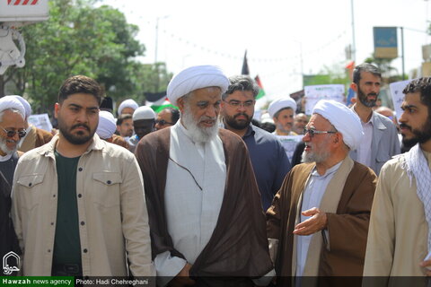 مظاهرات حاشدة في مدينة قم تنديداً بجرائم كيان الاحتلال ودعماً لغزة