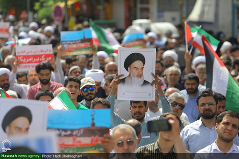 مظاهرات حاشدة في مدينة قم تنديداً بجرائم كيان الاحتلال ودعماً لغزة