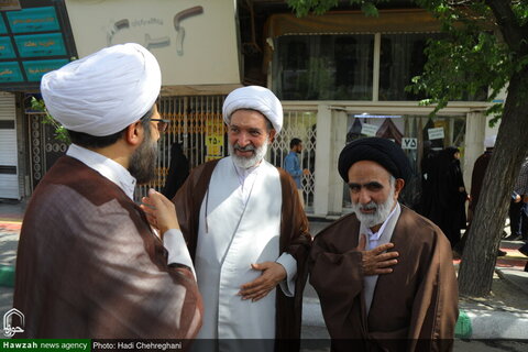 مظاهرات حاشدة في مدينة قم تنديداً بجرائم كيان الاحتلال ودعماً لغزة