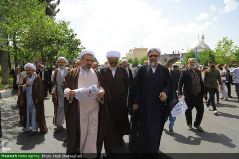 مظاهرات حاشدة في مدينة قم تنديداً بجرائم كيان الاحتلال ودعماً لغزة